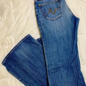 COPY - AG Women’s Jeans gently worn. 30x32